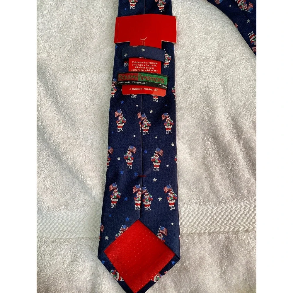 Hallmark Holiday Traditions‎ Navy Blue Christmas Classic Tie Santa Claus  USA